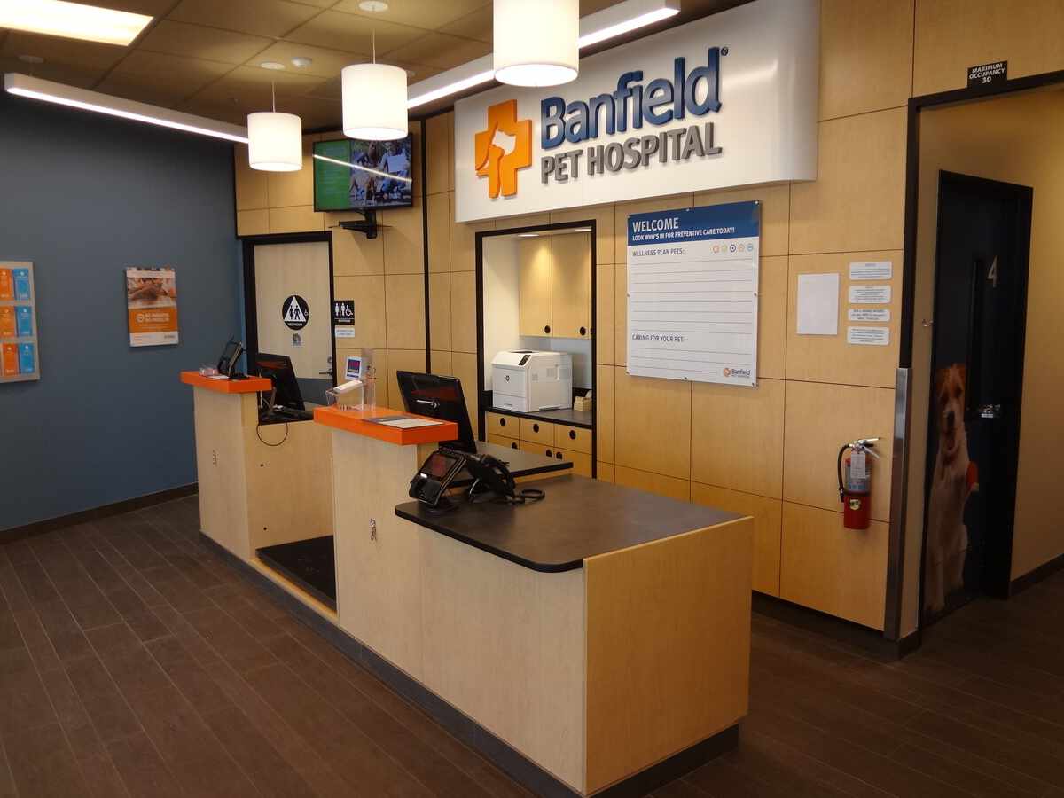 A view of the Banfield - Antioch West check-in area