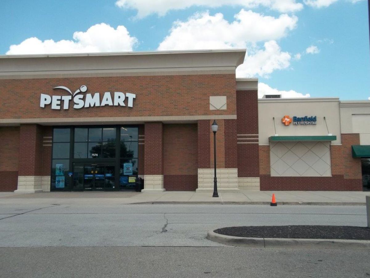 The West Chester PetSmart and Banfield front hospital entrance